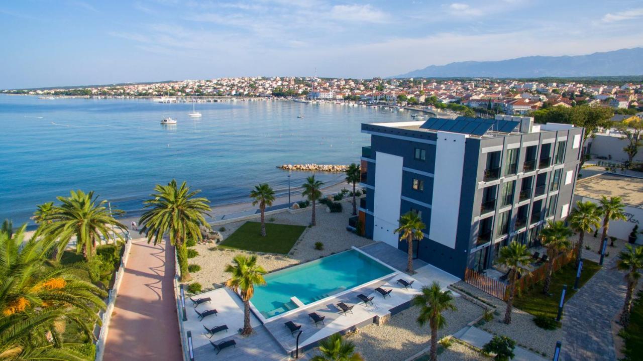 Liberty Plaza Ξενοδοχείο Novalja Εξωτερικό φωτογραφία