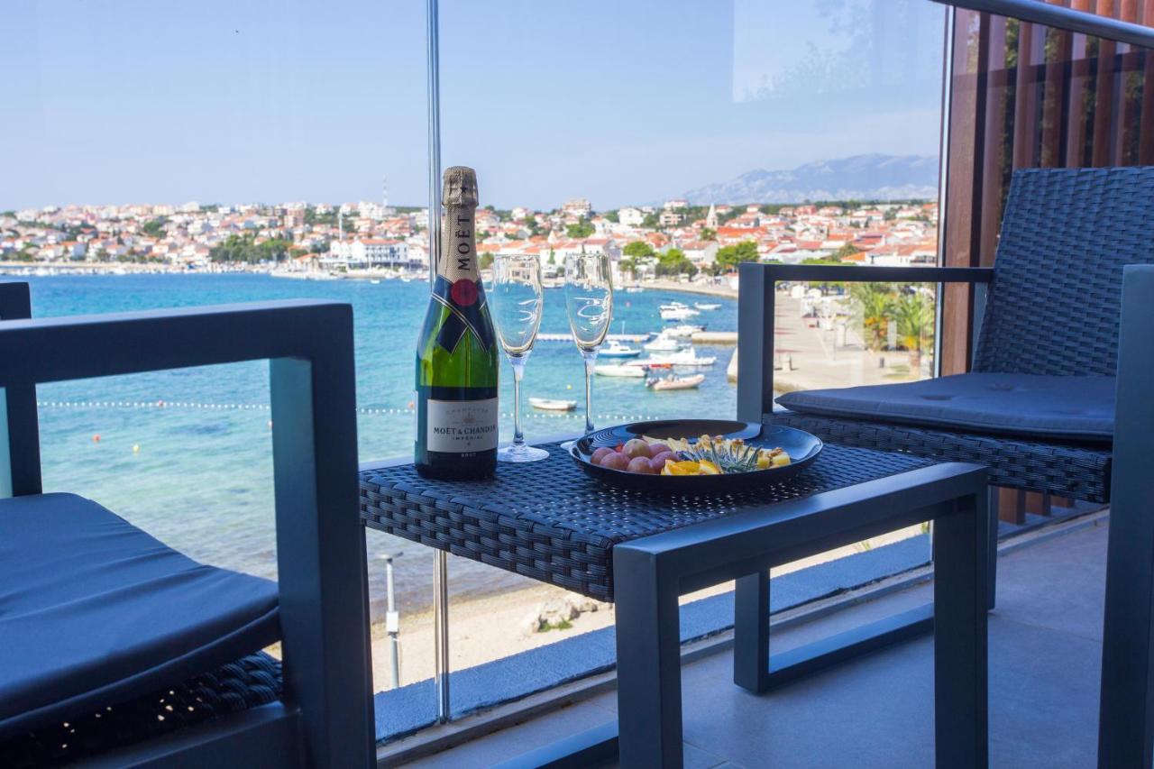 Liberty Plaza Ξενοδοχείο Novalja Εξωτερικό φωτογραφία