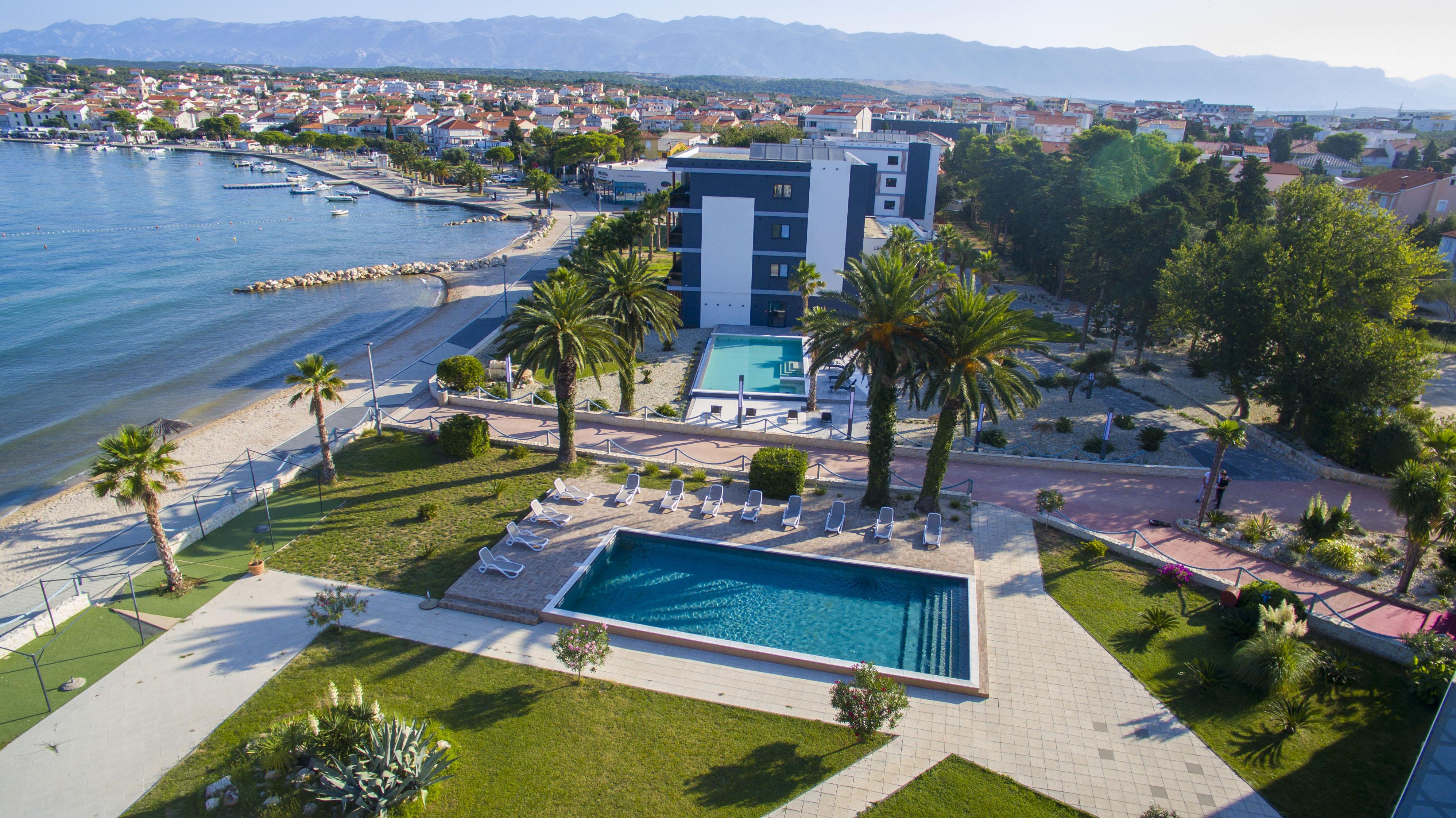 Liberty Plaza Ξενοδοχείο Novalja Εξωτερικό φωτογραφία